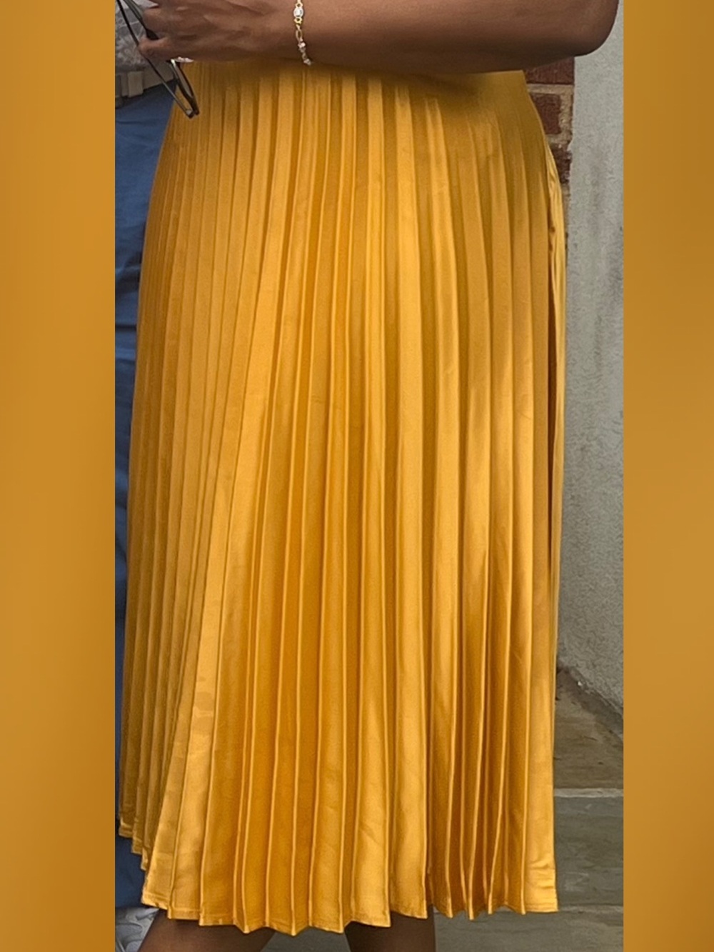 Pleated Gold skirt